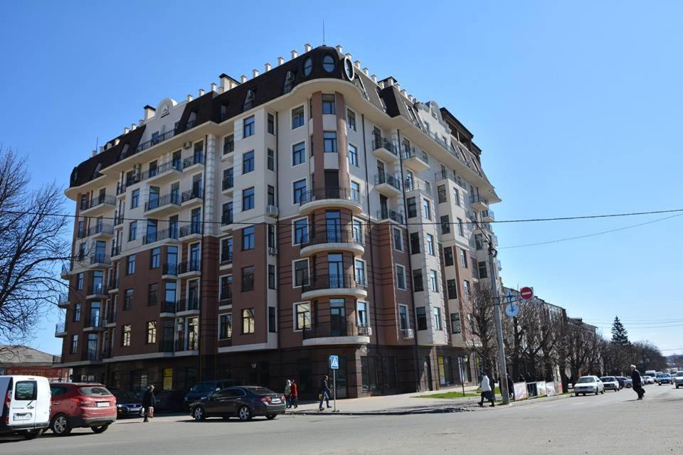 Апартаменты Центр Uman Square Apartment Dış mekan fotoğraf