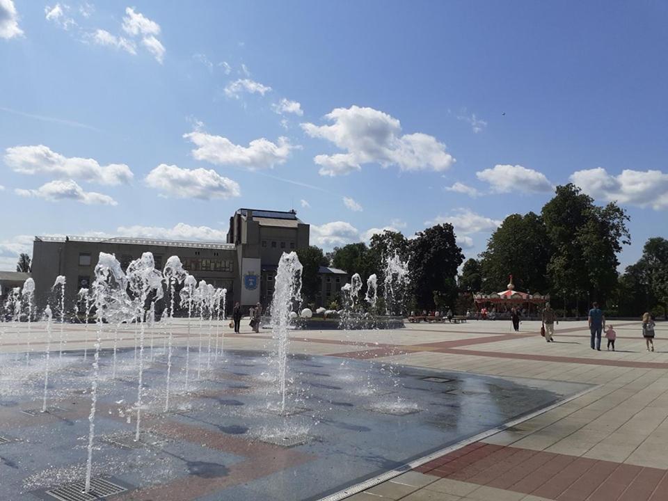 Апартаменты Центр Uman Square Apartment Dış mekan fotoğraf